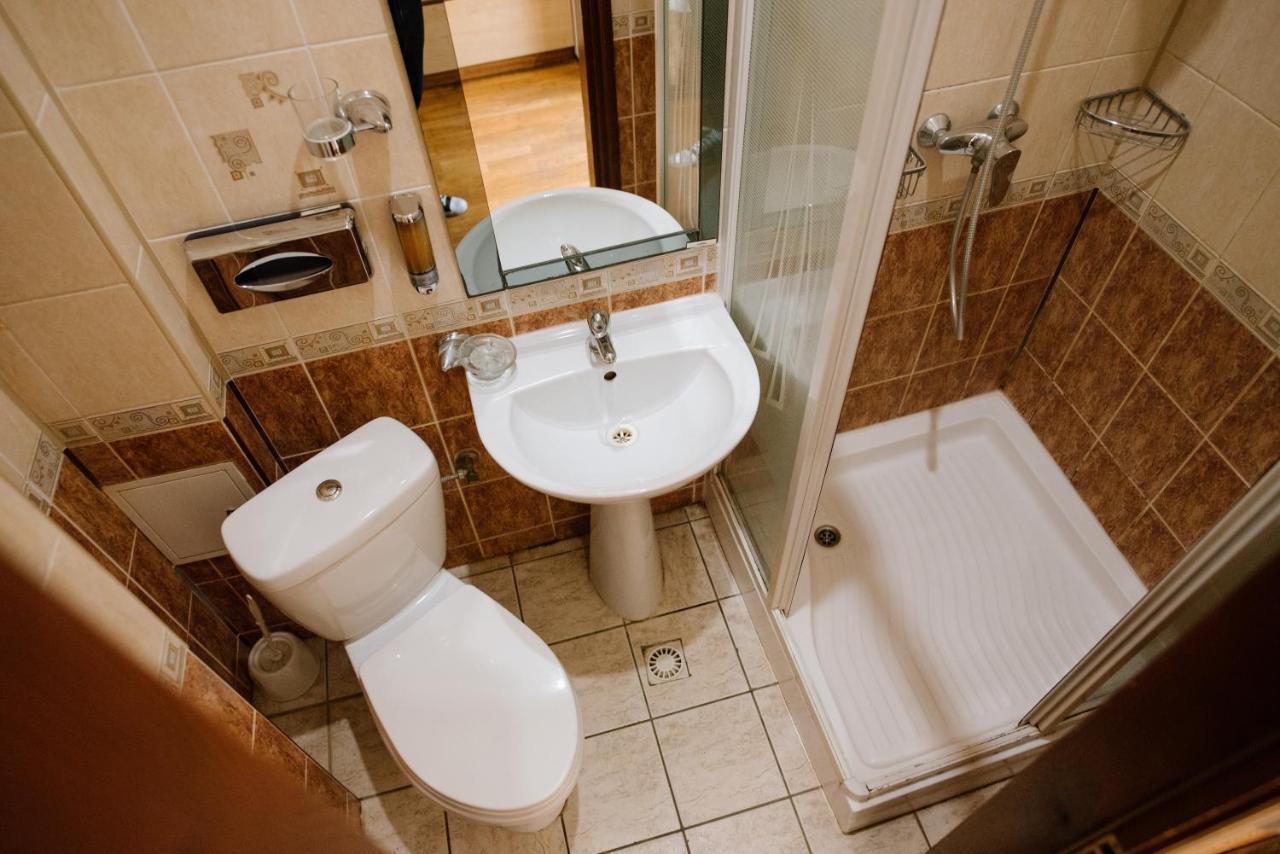 Villa Viktoriya Hotel Trouskavets Extérieur photo