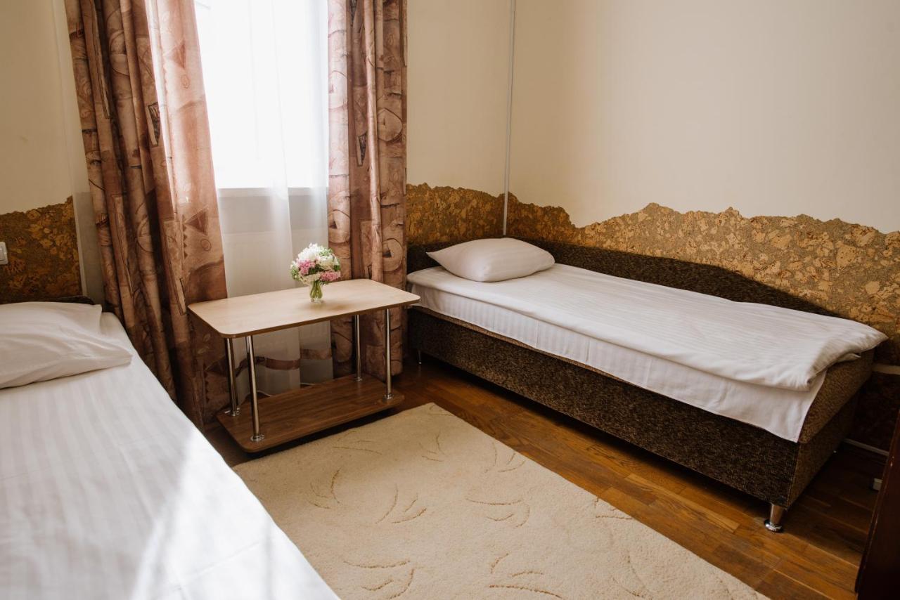 Villa Viktoriya Hotel Trouskavets Extérieur photo